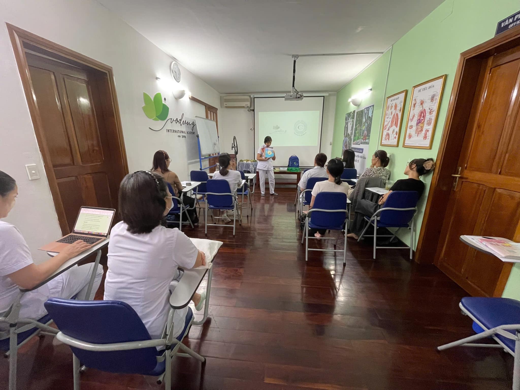 Spa therapy courses are responding to the growing needs of the spa market 1 min